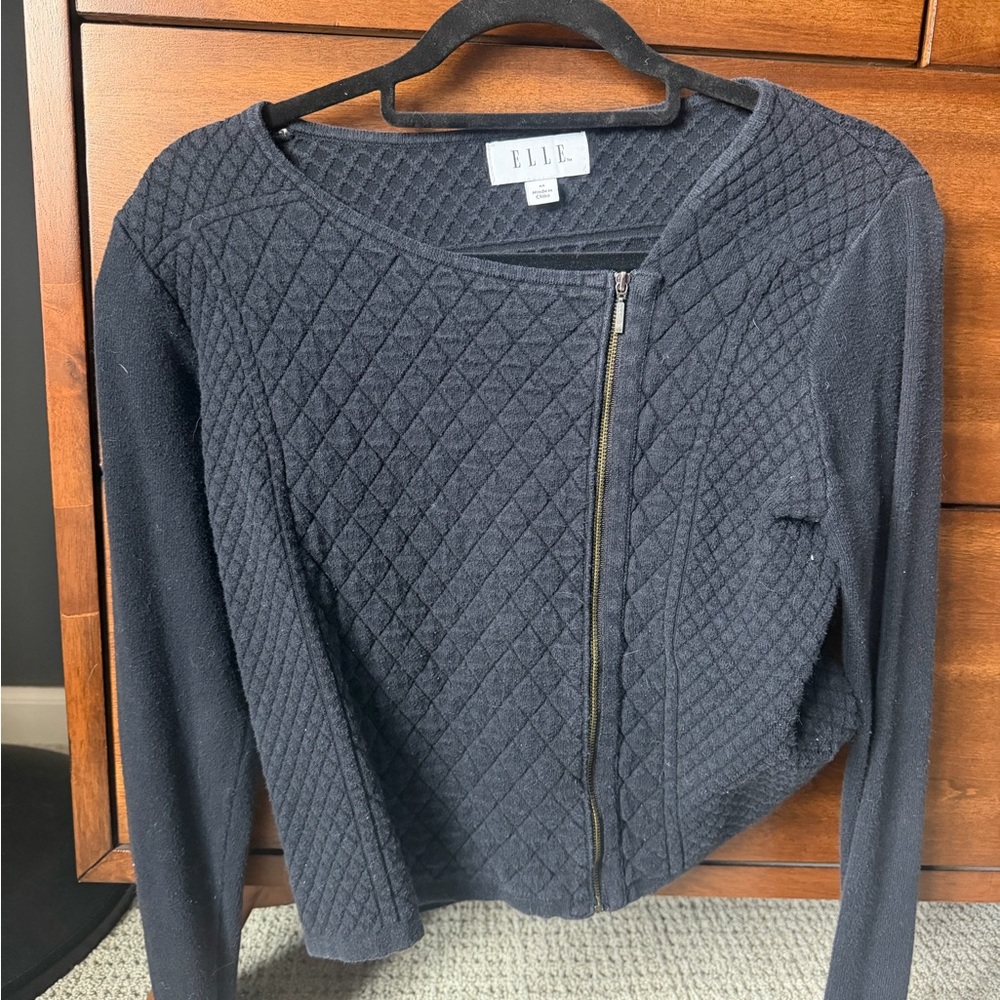 Elle Black Quilted Zip Blazer size medium